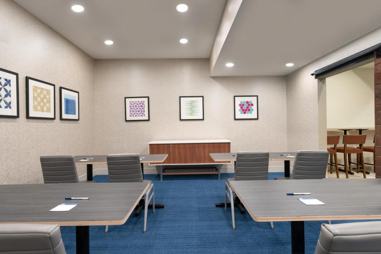 Holiday Inn Express - Jamaica - Jfk Airtrain - Nyc By Ihg Нью-Йорк Экстерьер фото