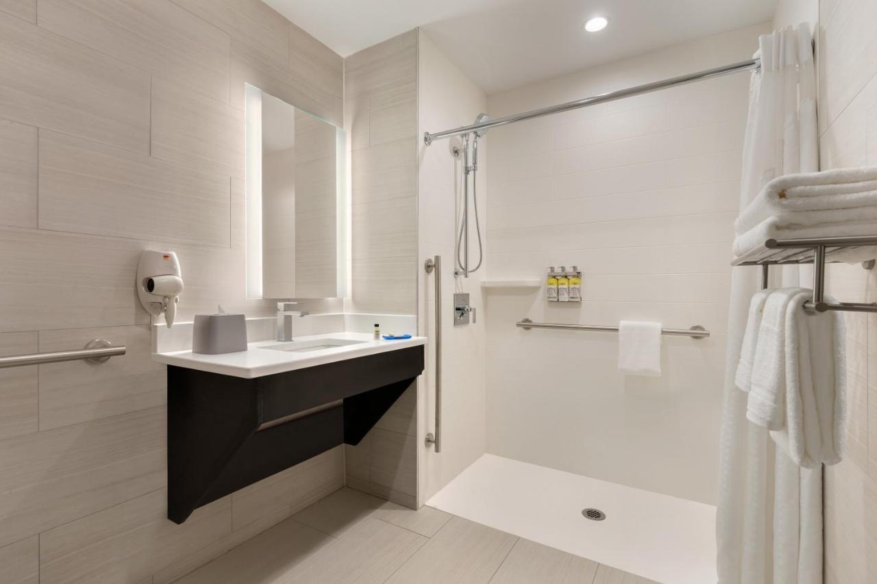 Holiday Inn Express - Jamaica - Jfk Airtrain - Nyc By Ihg Нью-Йорк Экстерьер фото